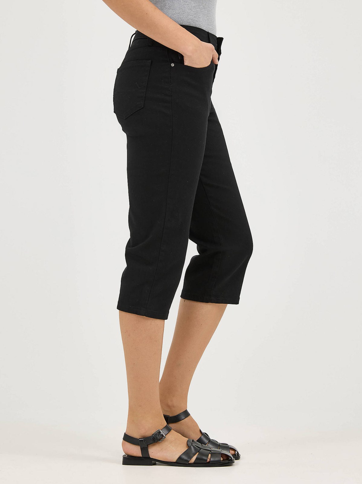 Women’s Relaxed Fit Capri - view 4