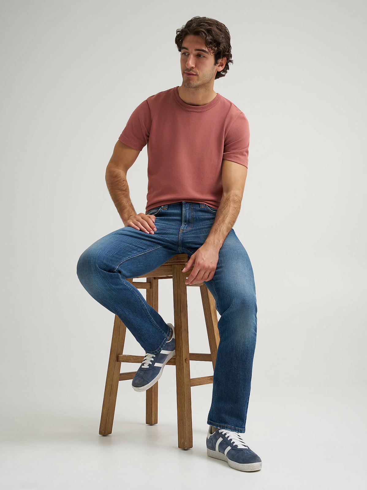 Men's Gold Label Regular Taper Jean - view 7
