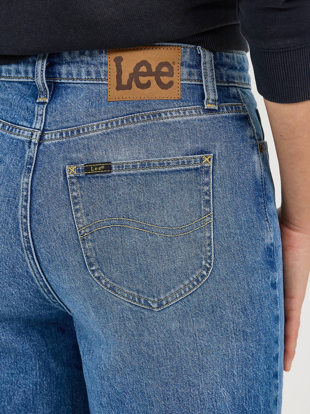 Women's Legendary Wide Leg Crop Jean - view 6