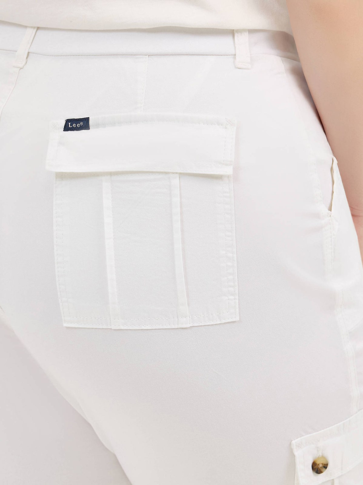 Women's Ultra Lux Comfort with Flex-To-Go Relaxed Fit Cargo Capri (Plus) - view 5