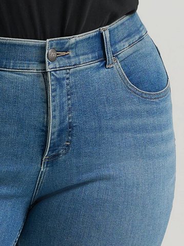 Women's Ultra Lux Comfort with Flex Motion Bootcut Jean (Plus)