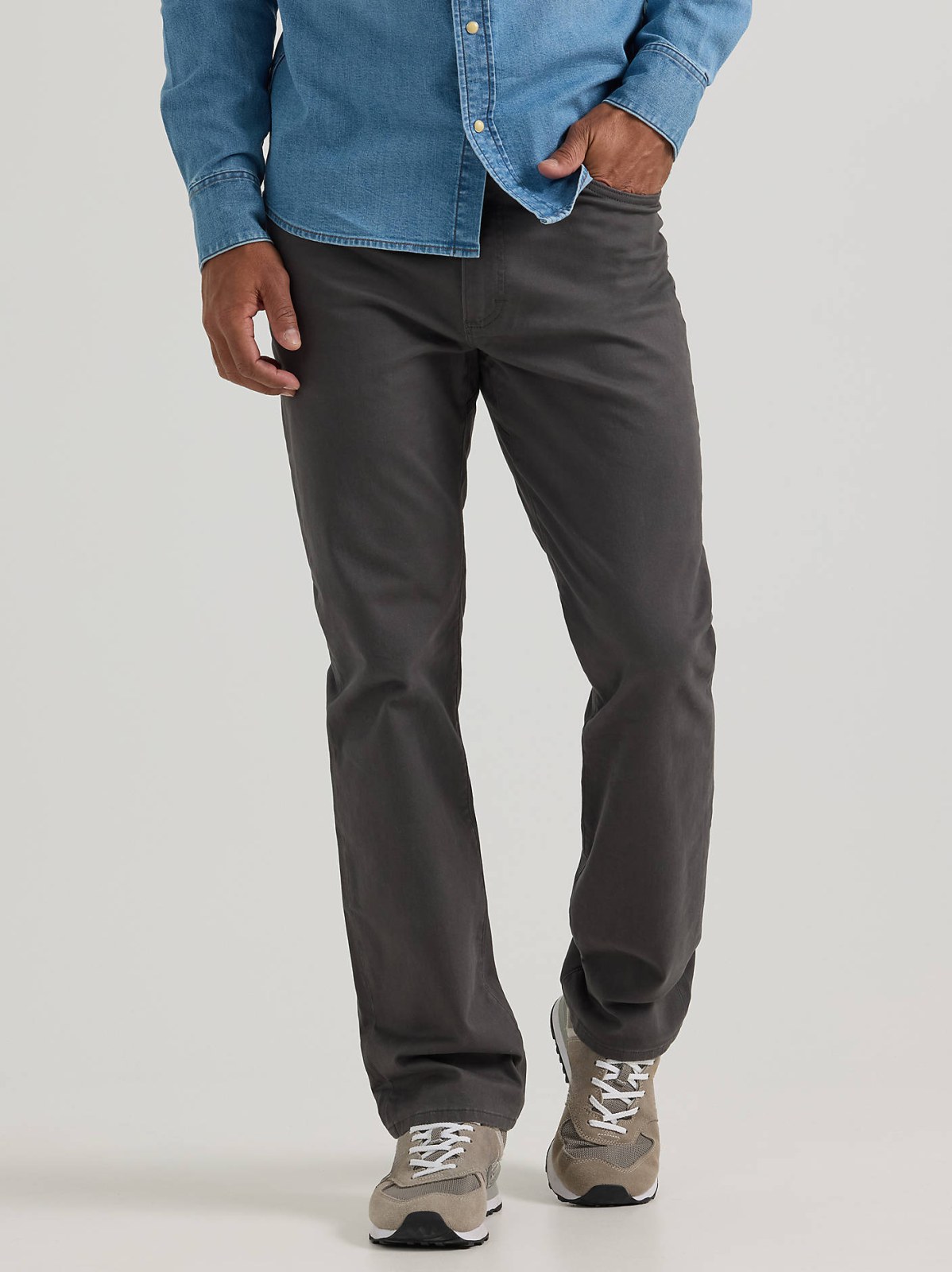 Men's Extreme Motion Relaxed Straight Twill Jean - view 2