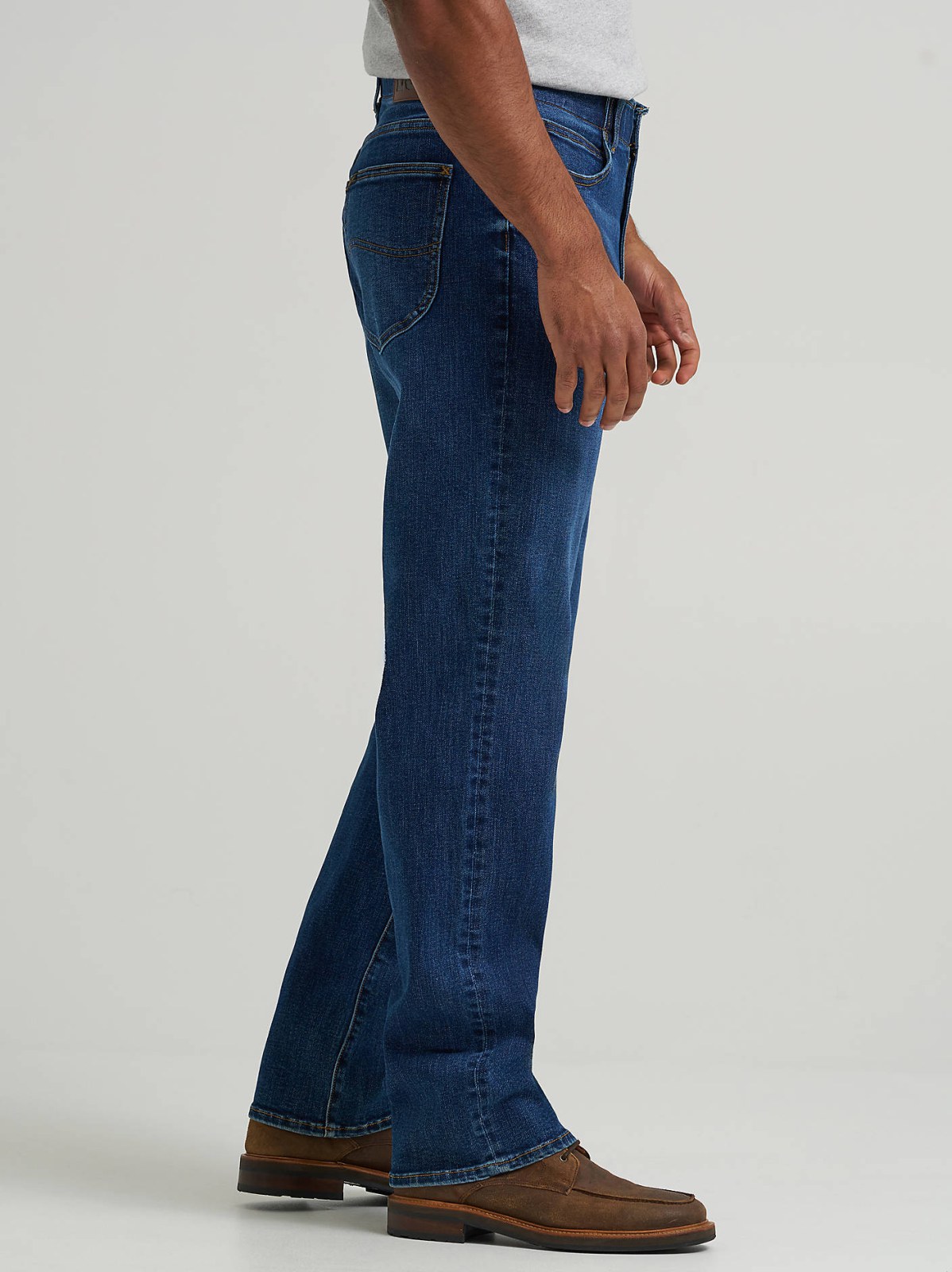 Men's Extreme Motion Loose Jean - view 4