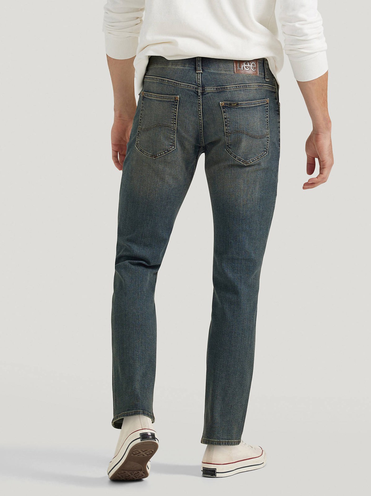 Men's Extreme Motion Straight Fit Tapered Leg Jean - view 4