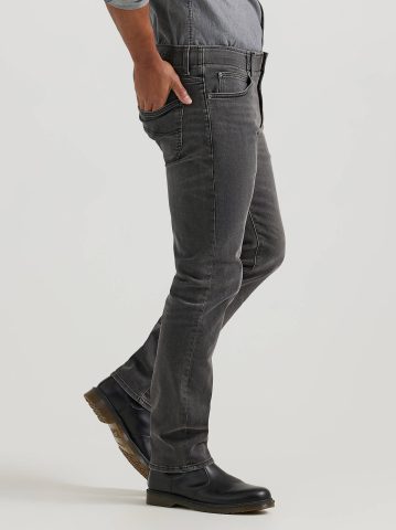 Men's Extreme Motion MVP Slim Fit Tapered Jean