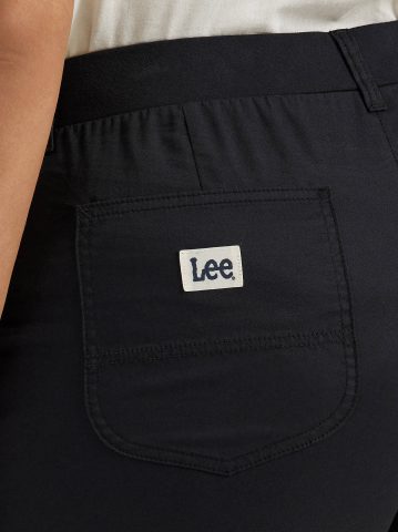 Women's Ultra Lux Comfort with Flex-To-Go Relaxed Fit Utility Bermuda (Plus)