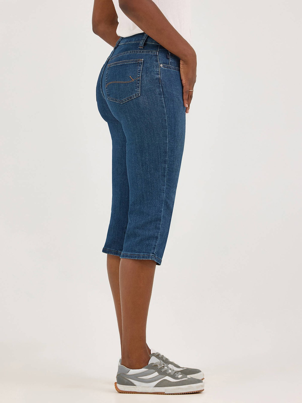 Women’s Relaxed Fit Capri - view 4