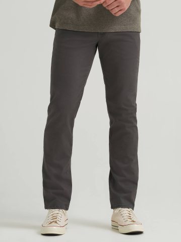 Men's Extreme Motion Slim Straight Twill Jean — alternate view