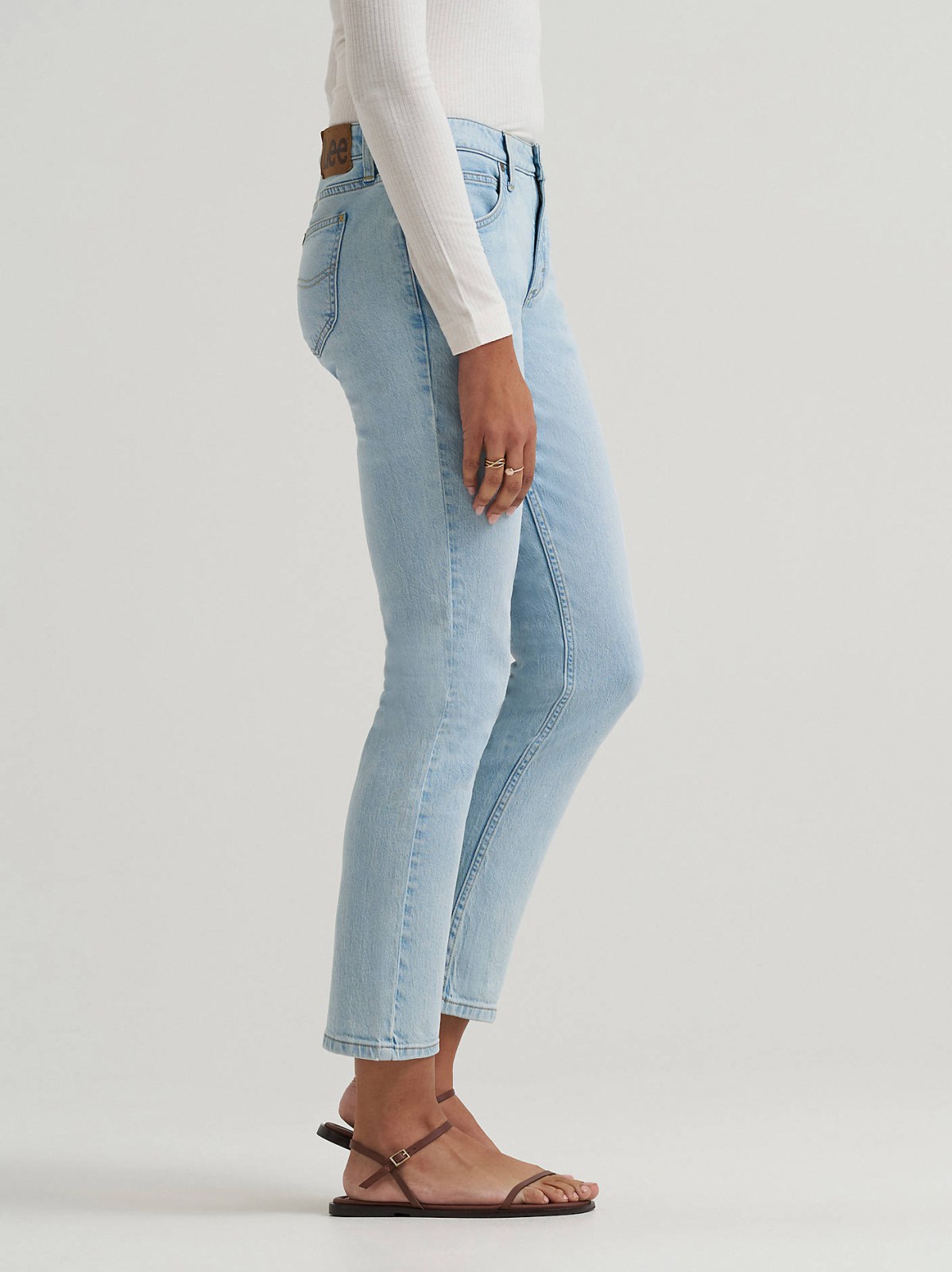 Women's Legendary Straight Crop - view 4