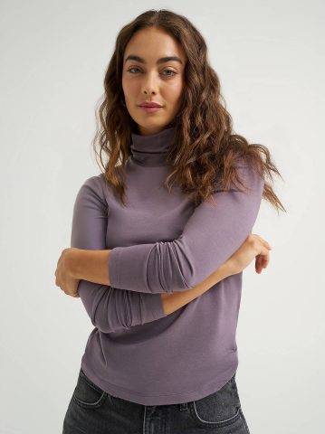 Women's Fitted Turtleneck Top