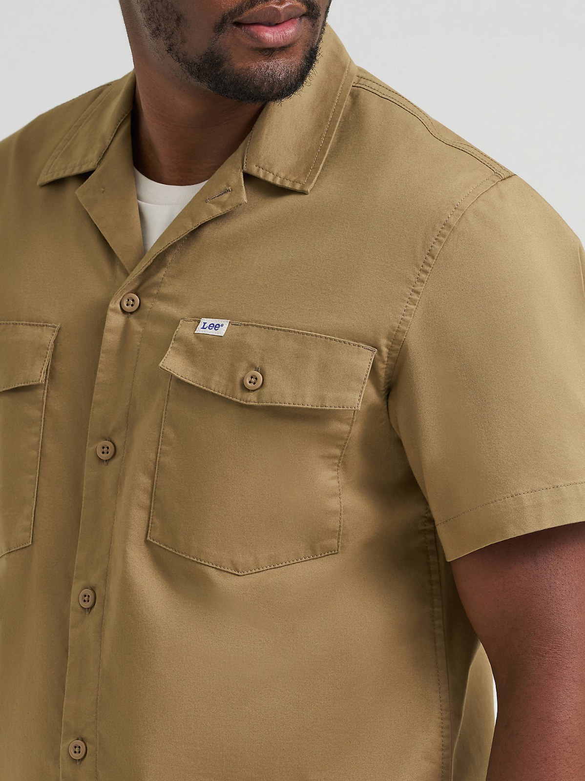 Men's Short Sleeve Relaxed Fit Button Down Workshirt - view 3