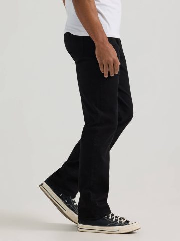 Men's Extreme Motion Relaxed Straight Jean