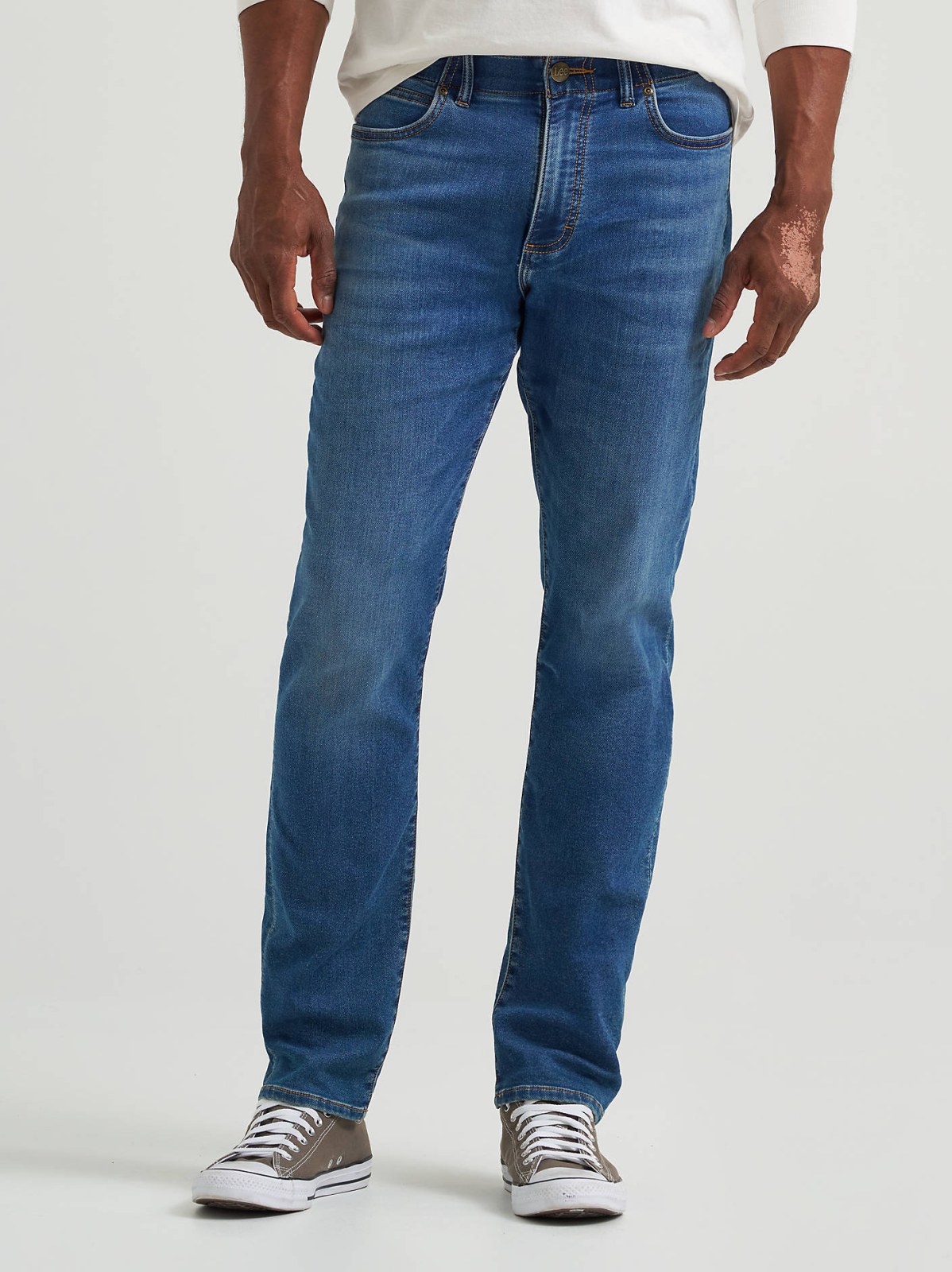 Men's Extreme Motion Single Layer Warming Regular Taper Jean - view 2