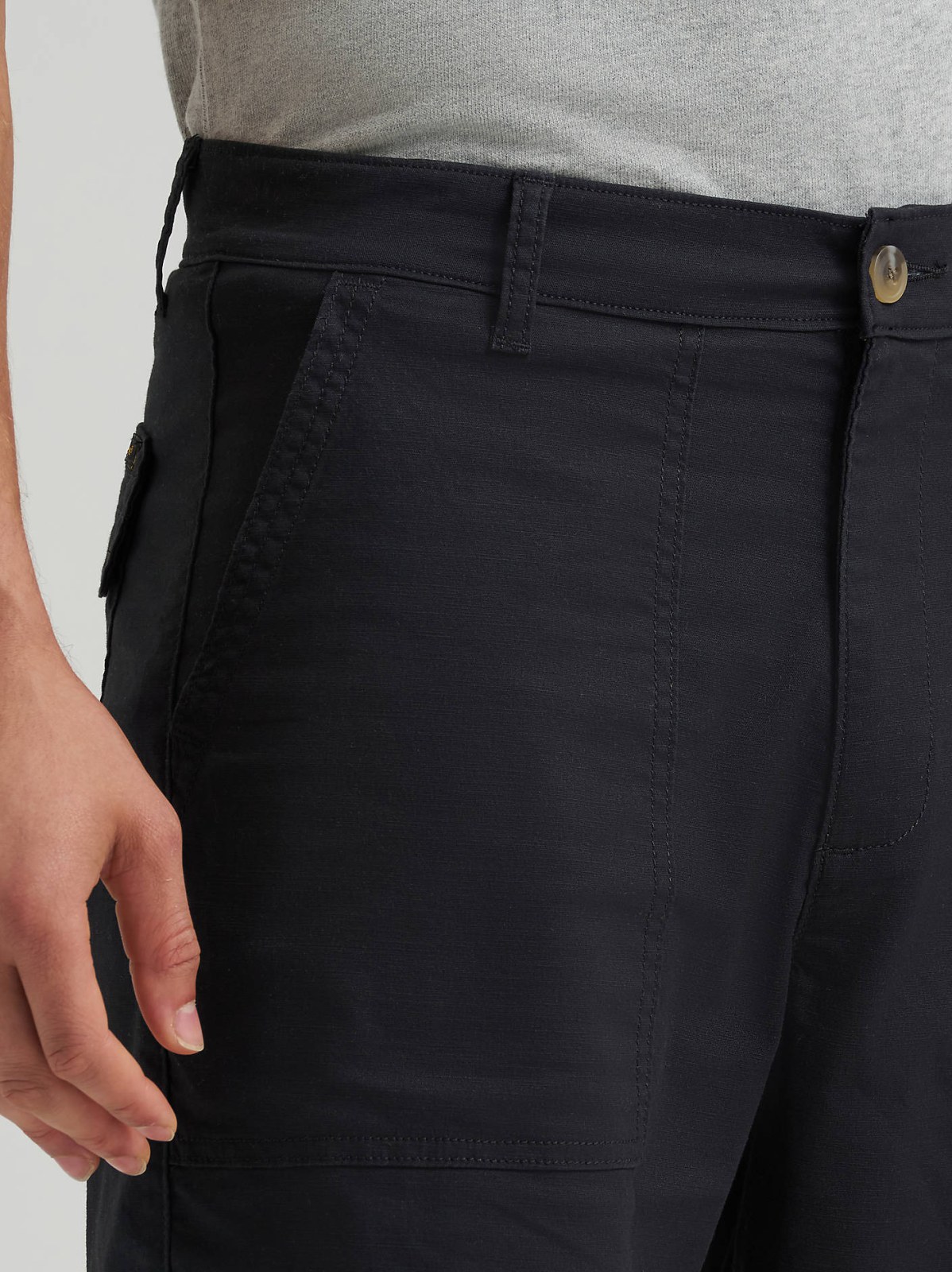 Men's Relaxed Utility Short - view 5