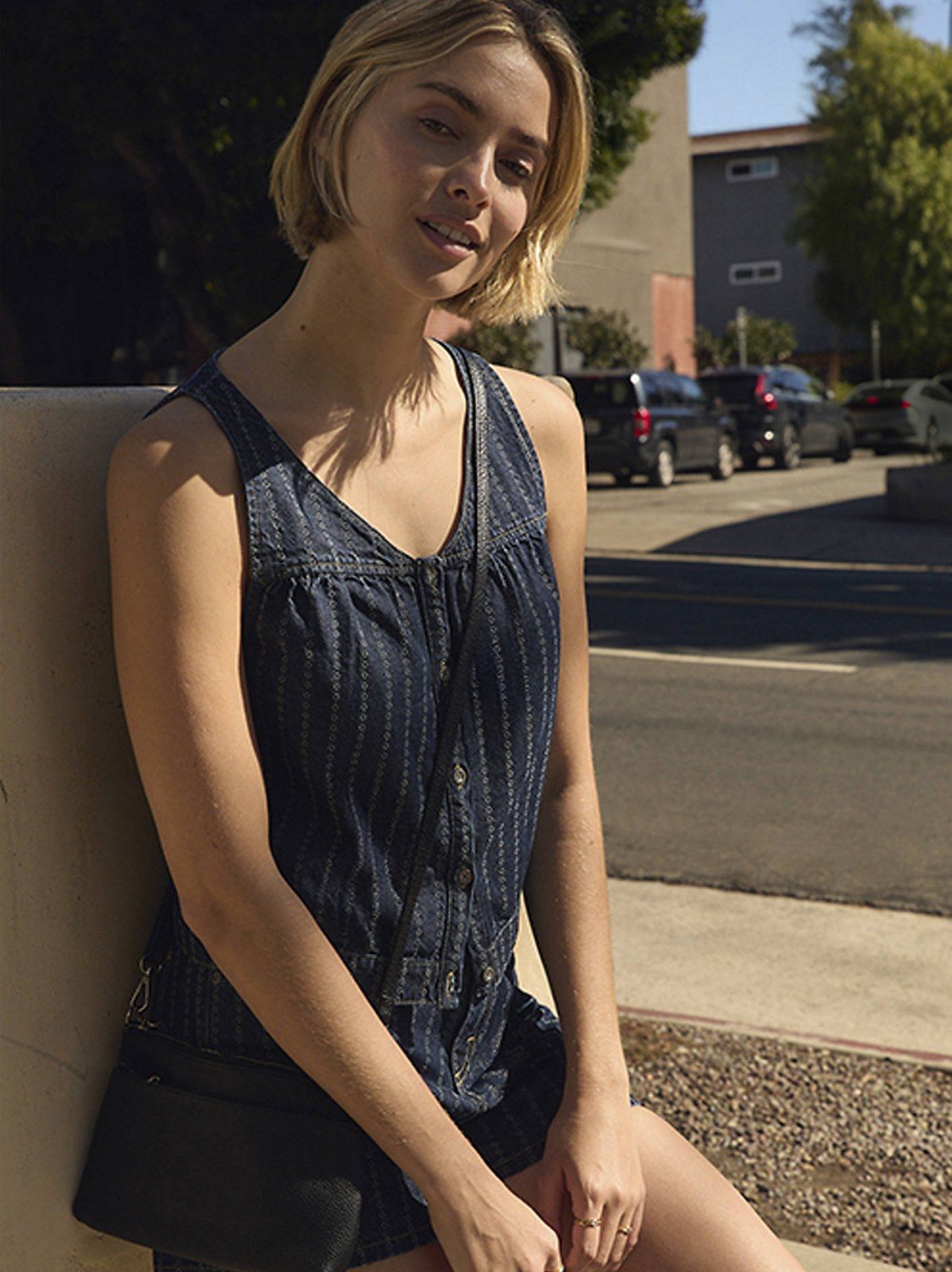 Women's V-Neck Stripe Tank Top - view 6
