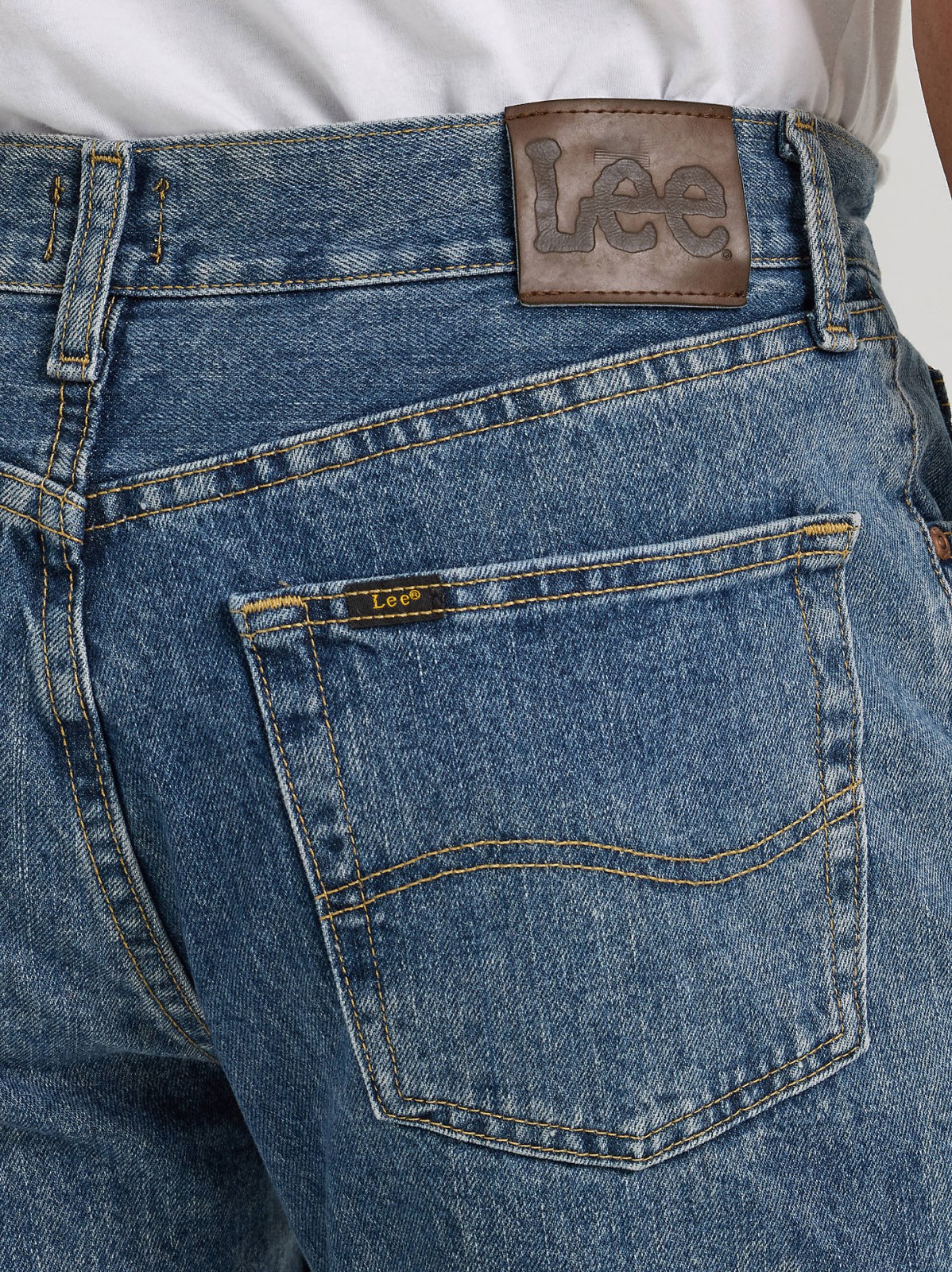 Men’s Relaxed Fit Straight Leg Jean - view 6