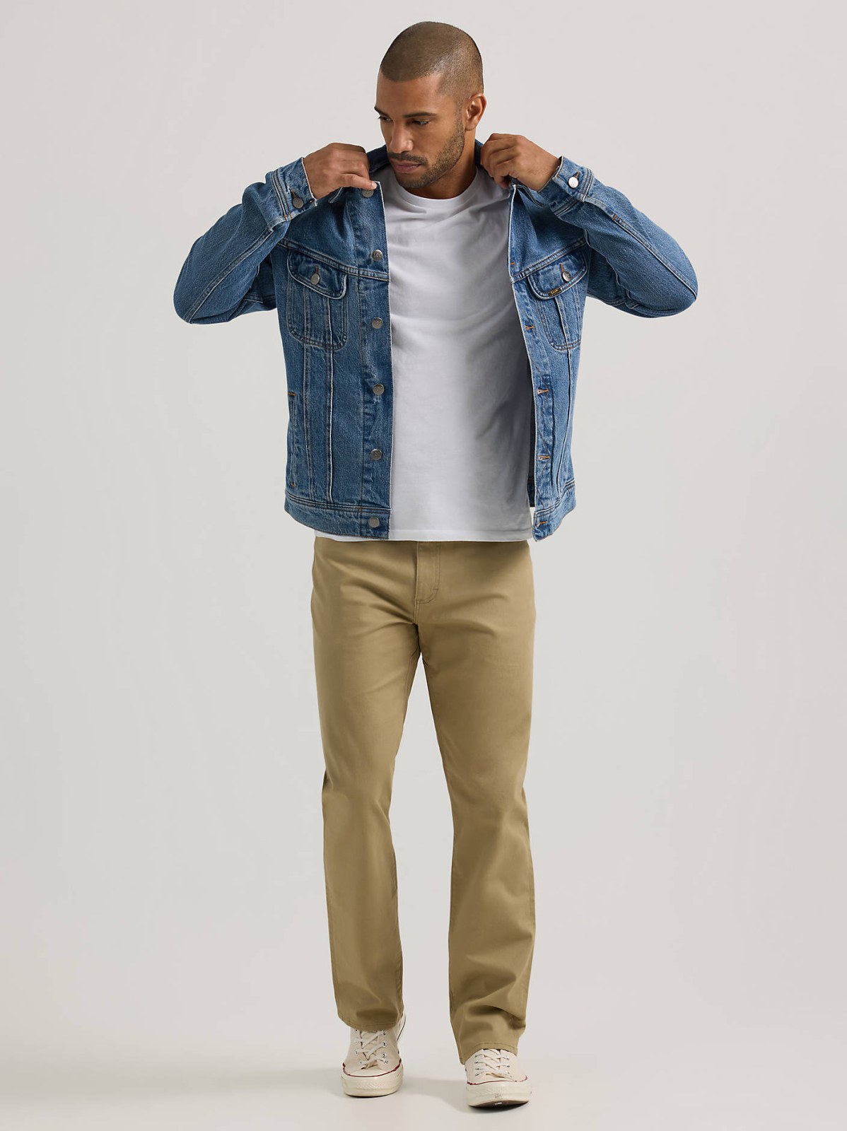 Men's Extreme Motion Relaxed Straight Twill Jean