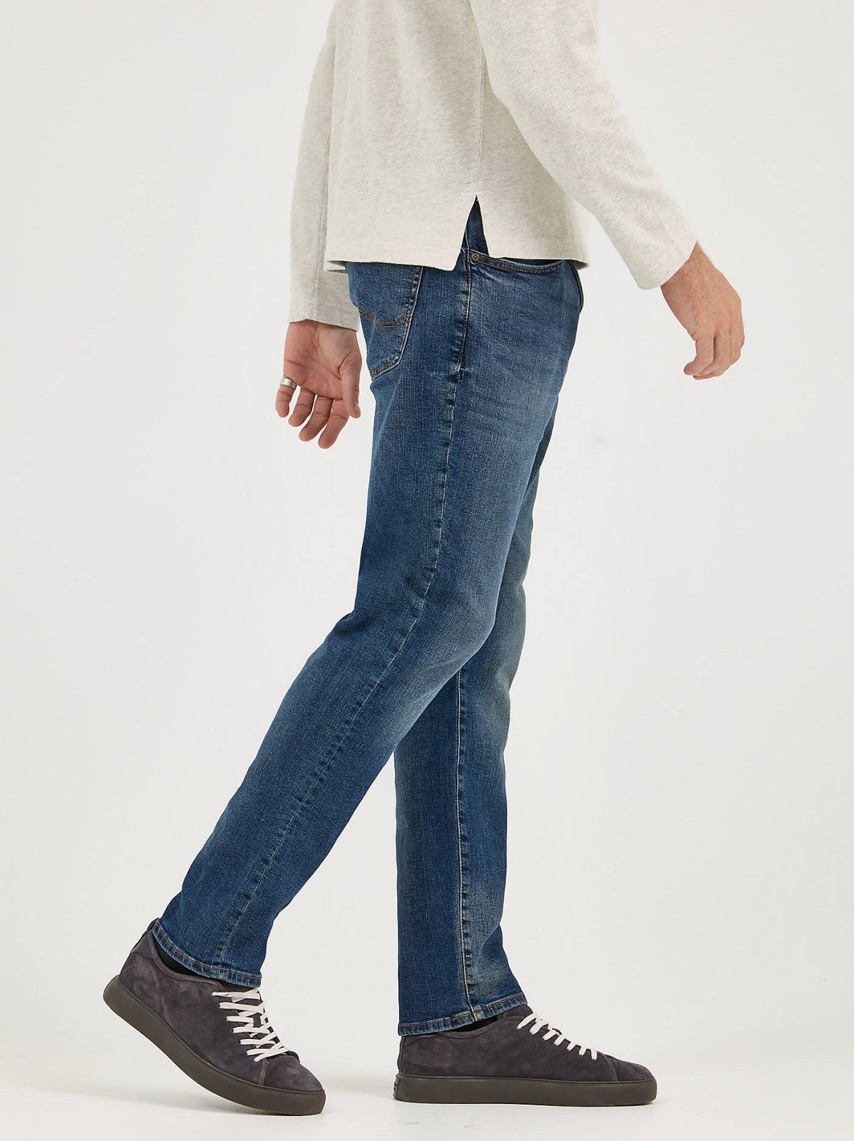 Men's Extreme Motion Straight Fit Tapered Leg Jean - view 4