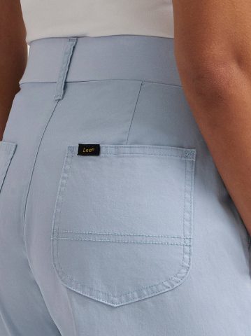 Women's Ultra Lux Comfort with Flex-To-Go Relaxed Fit Utility Bermuda