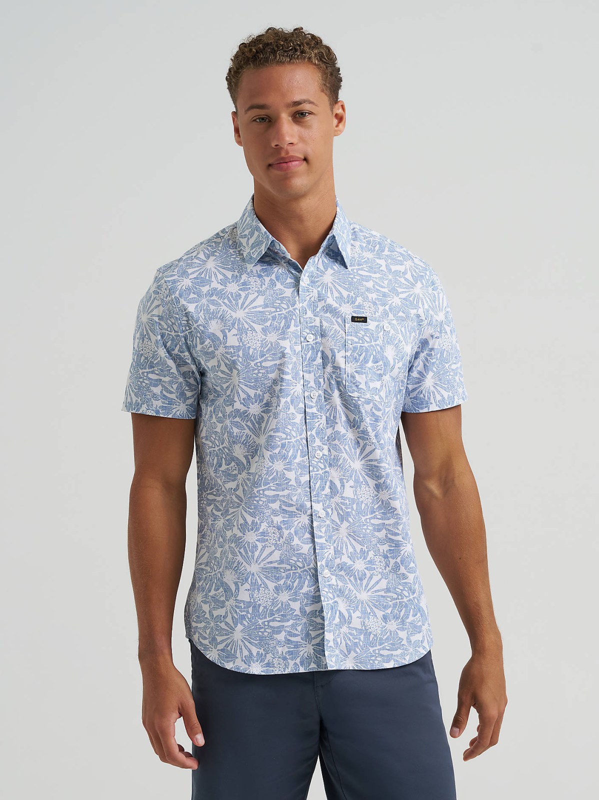 Men's Textured Floral Button Down Shirt