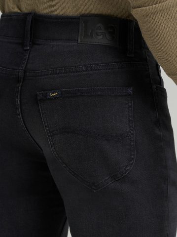 Men's Extreme Motion Skinny Jean