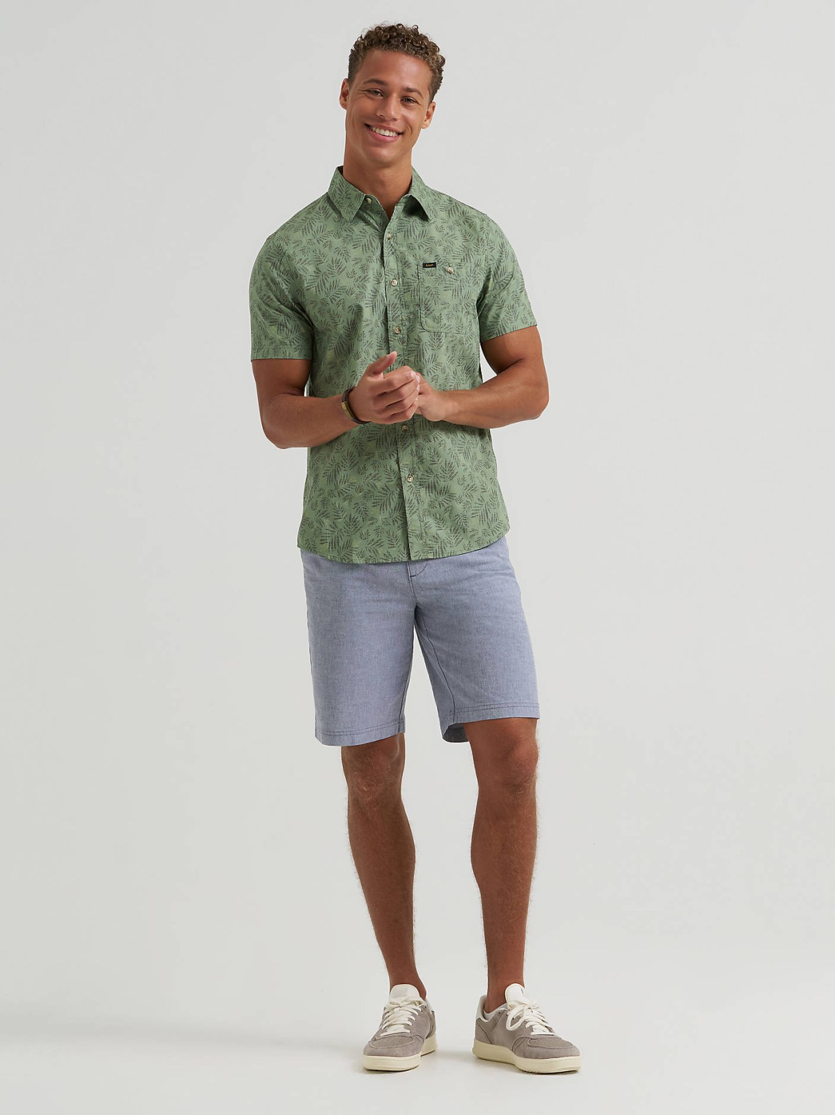 Men's Leaves Print One Pocket Button Down Shirt - view 4
